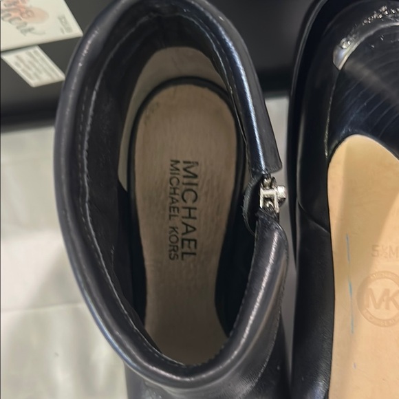 Michael‎ Kors Black Heeled Boots with Peep-Toe Design. - Picture 7 of 7